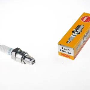 Ausverkauf Zündkerze NGK CR5HSA - stock [7840]