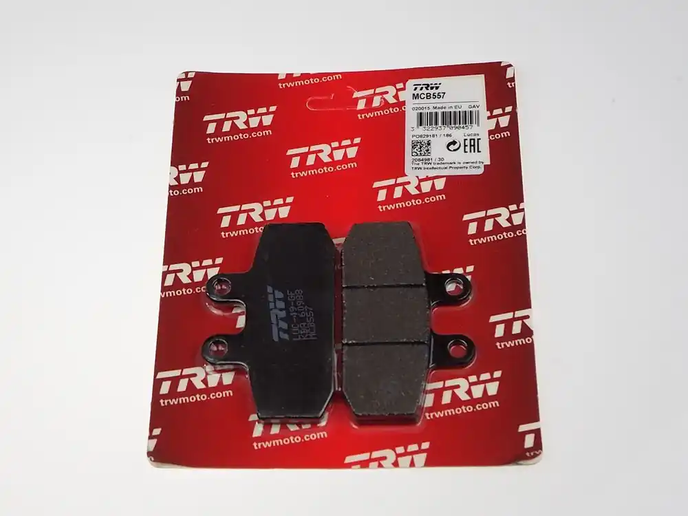 Preiswert Lucas Scheibenbremsbeläge vorn MCB557 mit ABE Organisch / Sintermetall MCB557SMR