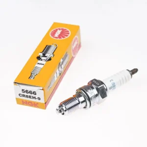 Angebot Zündkerze NGK CR8EH-9 - stock [5666] Daelim / Honda CB500 PC26 PC32 / CBF600 / CB900F / CBF1000 SC58