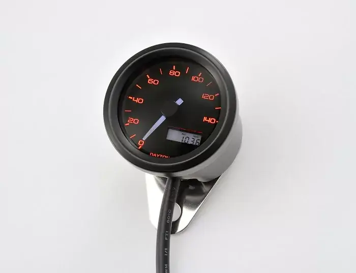 Neue Ware Daytona Velona Tachometer 48mm schwarz -140 km/h mit Uhr & Voltmeter