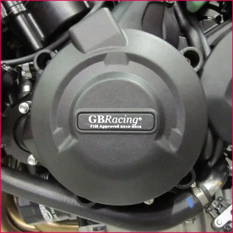 Neue Ware GB Racing Lichtmaschine Protektor passend für Triumph Daytona 675 R / Street Triple 675