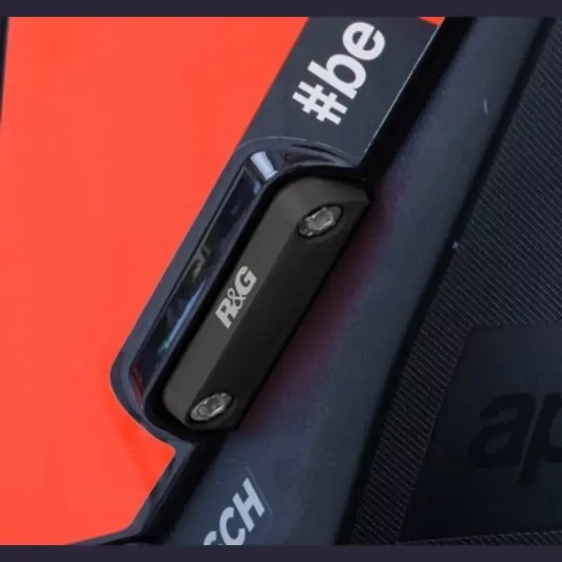 R&G hintere Fußrastenabdeckung links passend für Aprilia RSV 4 / Tuono V4 Meistverkauft