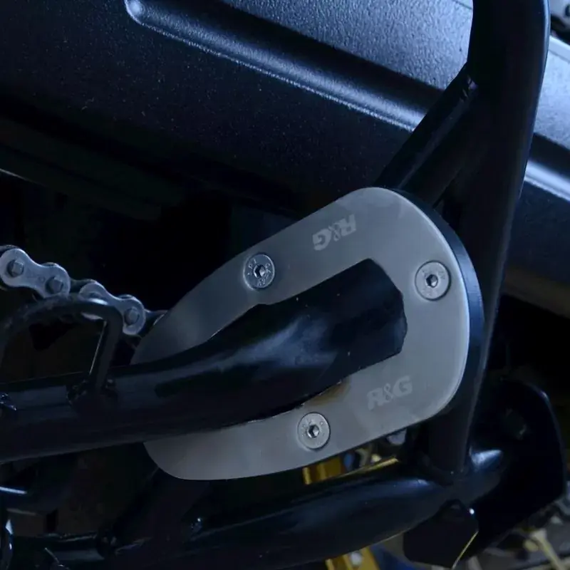 Solange Der Vorrat Reicht R&G Seitenständer Puck passend für Suzuki V-Strom 1050 / XT / DE