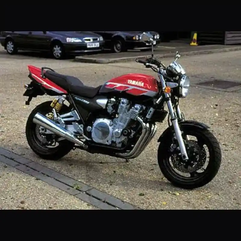 R&G Racing Sturzpads No Cut passend für Yamaha XJR 1200 / 1300 Finale Aktion