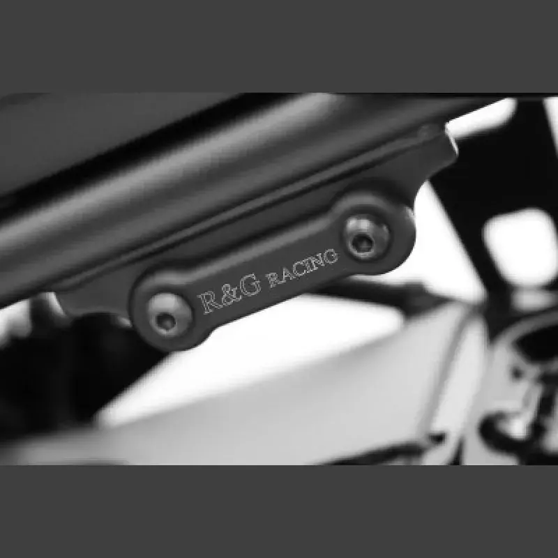 Nur Heute R&G Racing hintere Fußrastenabdeckung passend für Yamaha FZ 8 ab 2010
