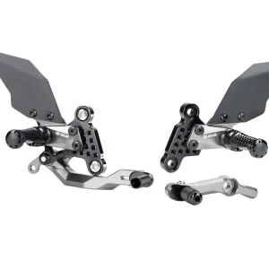 Markenware Gilles Fussrastenanlage AS31GT3-Y15-B schwarz passend für Yamaha MT-09 RN69 / XSR 900 (Bj.21-)