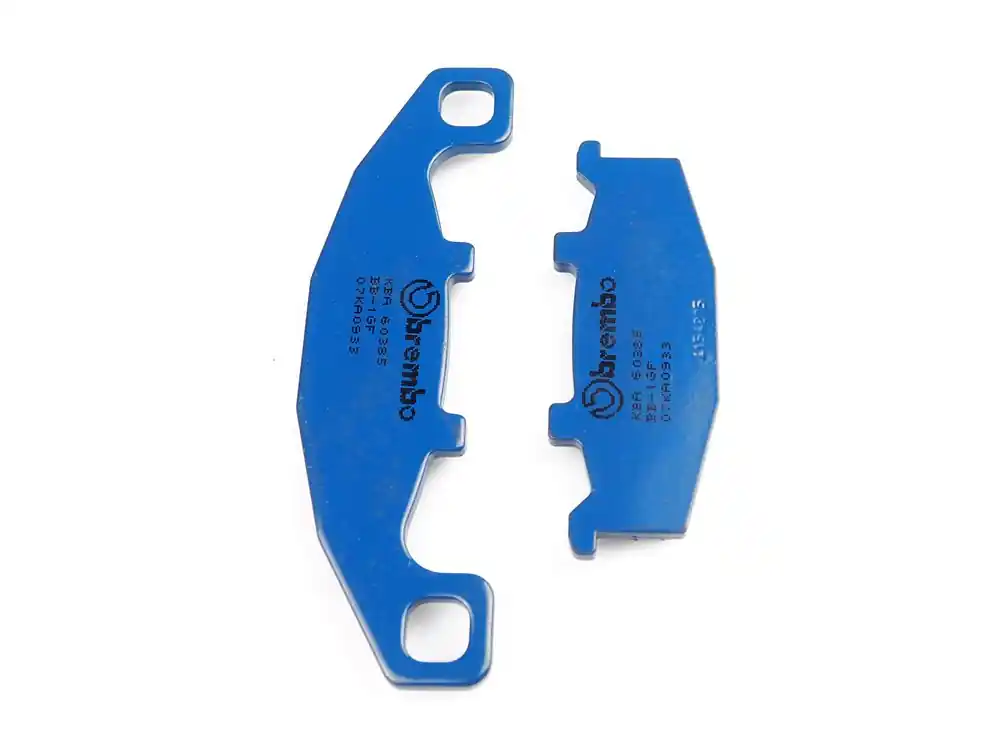 Markenprodukt Brembo Bremsbelag vorn passend für Kawasaki GPZ GPX KLE organisch 07KA0933 / Sinter 07KA09SA