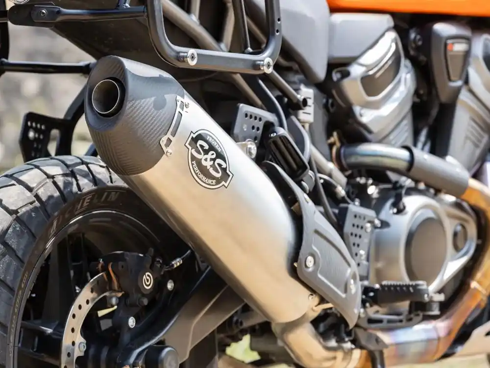 Kostenloser Versand Endschalldämpfer Racing S&S black - passend für Harley Davidson Pan America 1250